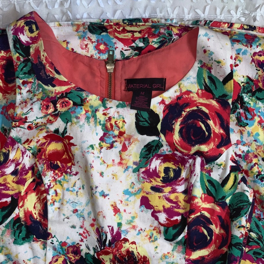 Material Girl floral print medium A line dress - Picture 2 of 8